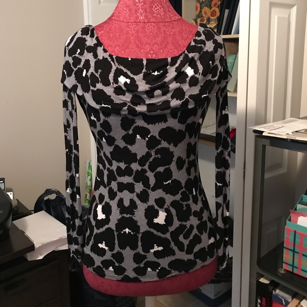INternational Design Studio Fashion Animal Print